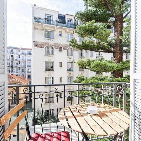 Wonderful And Bright Close To Everything Apartman