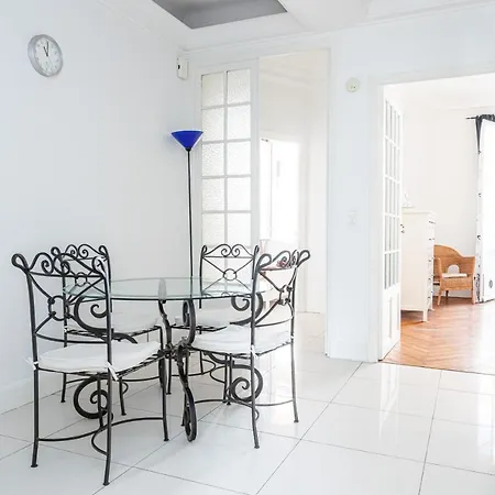 Apartman Wonderful And Bright Close To Everything